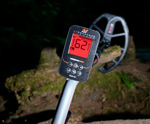 Bursa Minelab Vanquish 440 - Aydınlatmalı kullanım
